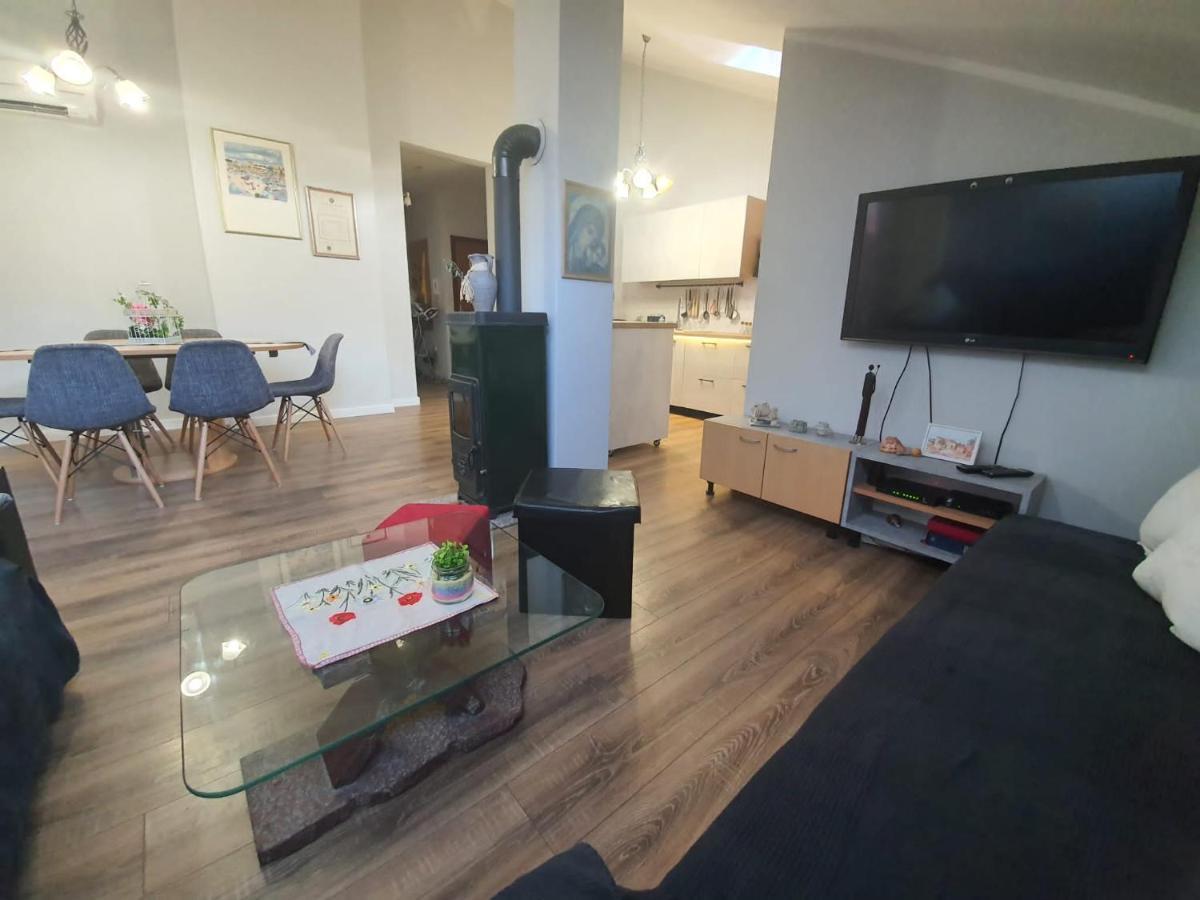 Apartment D Free Parking & Wifi, Walking Distance To Centrum ザダル エクステリア 写真