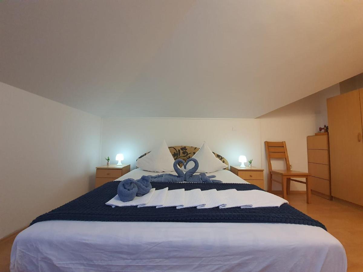 Apartment D Free Parking & Wifi, Walking Distance To Centrum ザダル エクステリア 写真