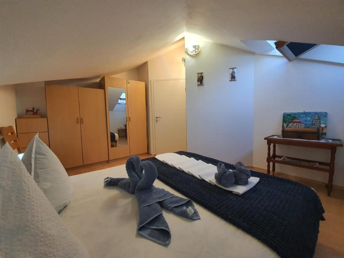 Apartment D Free Parking & Wifi, Walking Distance To Centrum ザダル エクステリア 写真